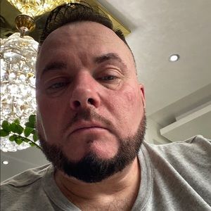 Meet your Posher, Chuck